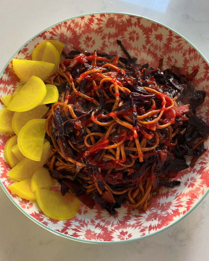 Crunchy Red Cabbage Fried Noodles